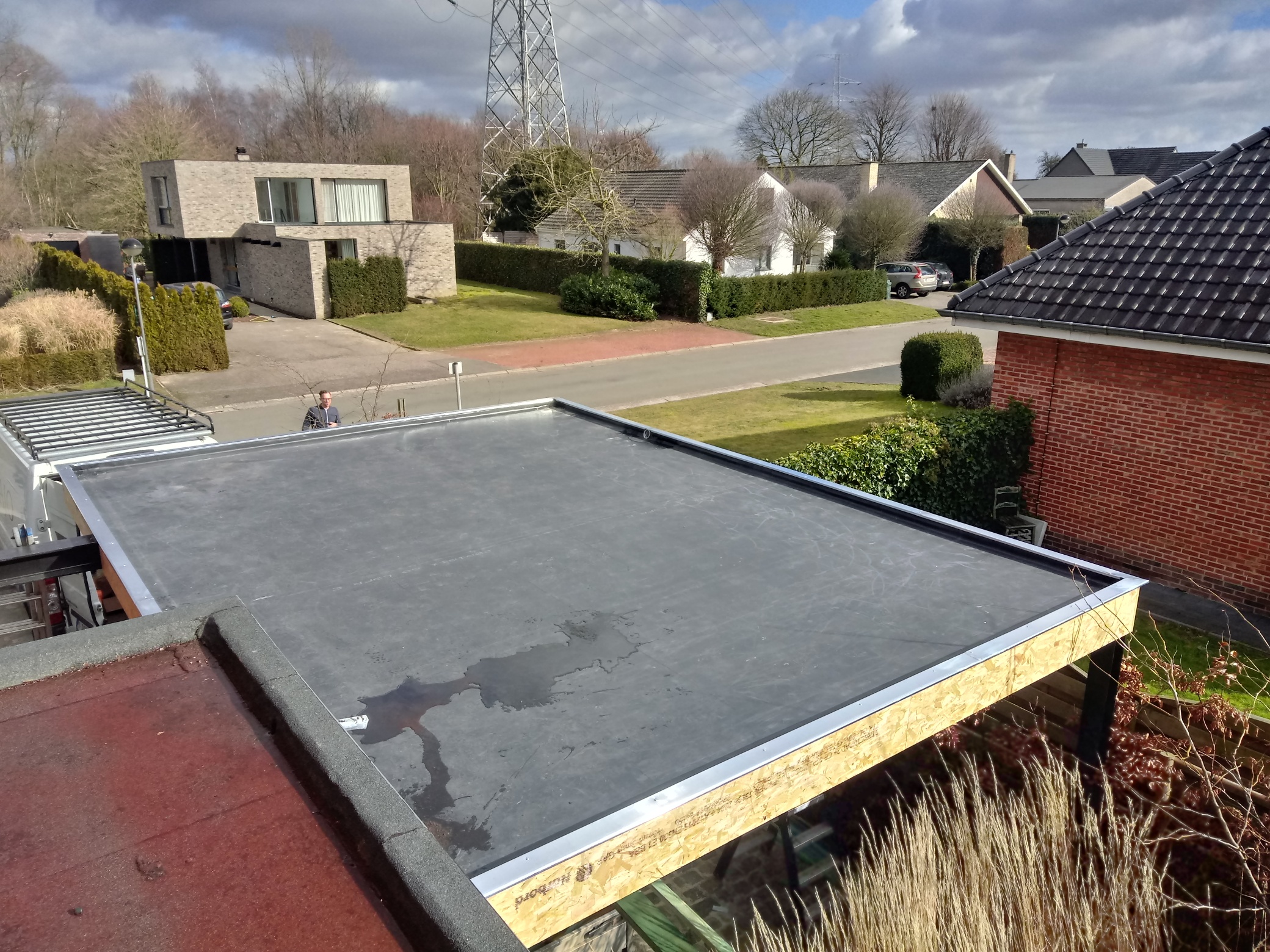 Carport met EPDM , Trespa en Plafond uit Berken Hout te Hasselt in Hasselt, foto 4