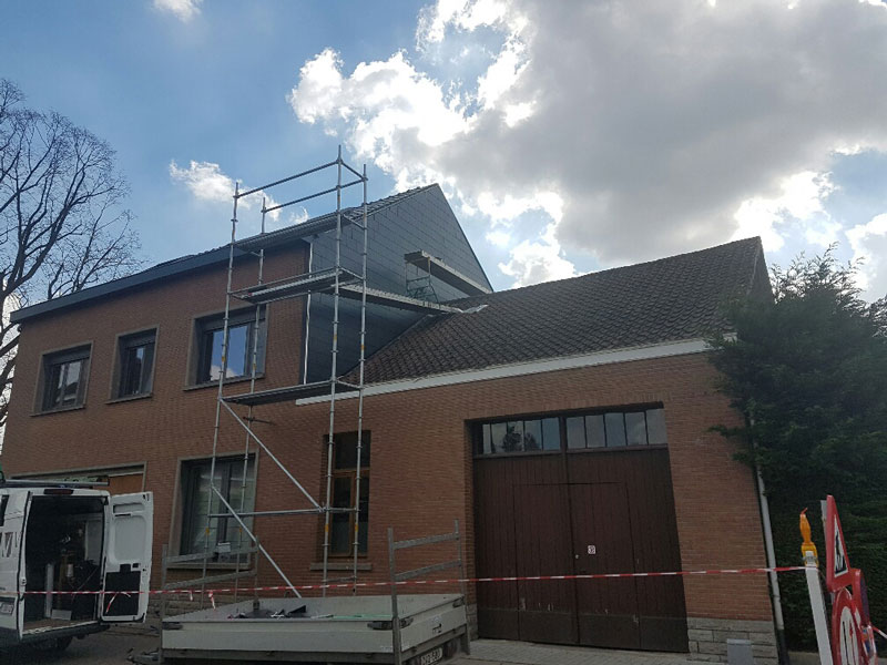 Hellend Dak en Gevelbekleding te Velten-Biesem in Velten-Biesem, foto 3