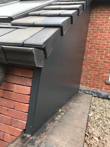 Hellend Dak en Plat Dak van een Nieuwbouw te Hasselt in Hasselt, foto 6