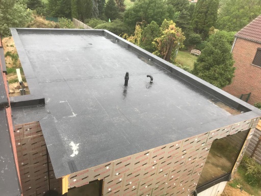 Hellend Dak en Plat Dak van een Nieuwbouw te Hasselt in Hasselt, foto 12