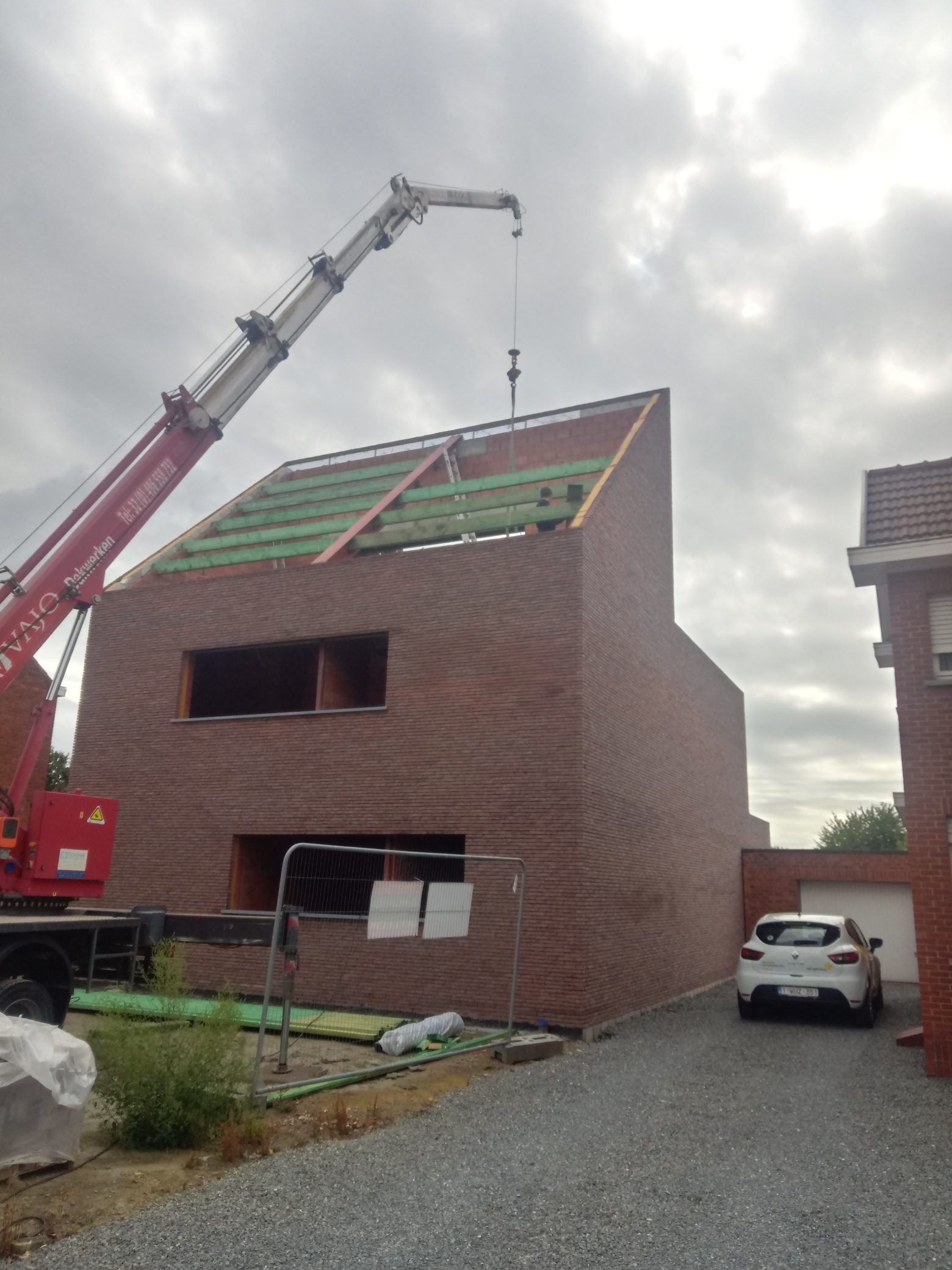 Hellend Dak en Plat Dak van een Nieuwbouw te Rotselaar in Rotselaar, foto 3
