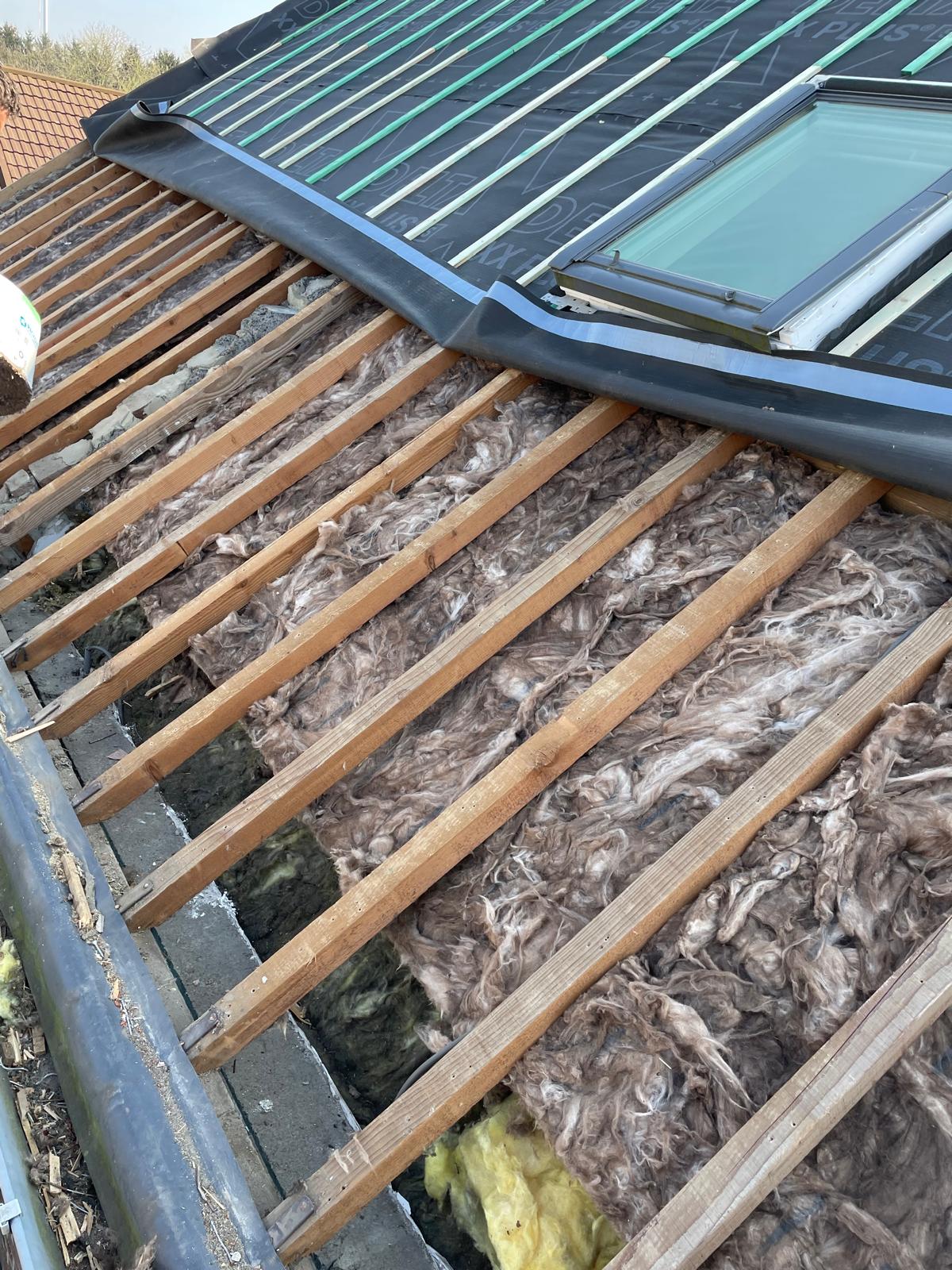Isolatie Gebruikt Bij Renovatie Hellend Dak te Maasmechelen in Maasmechelen, foto 6