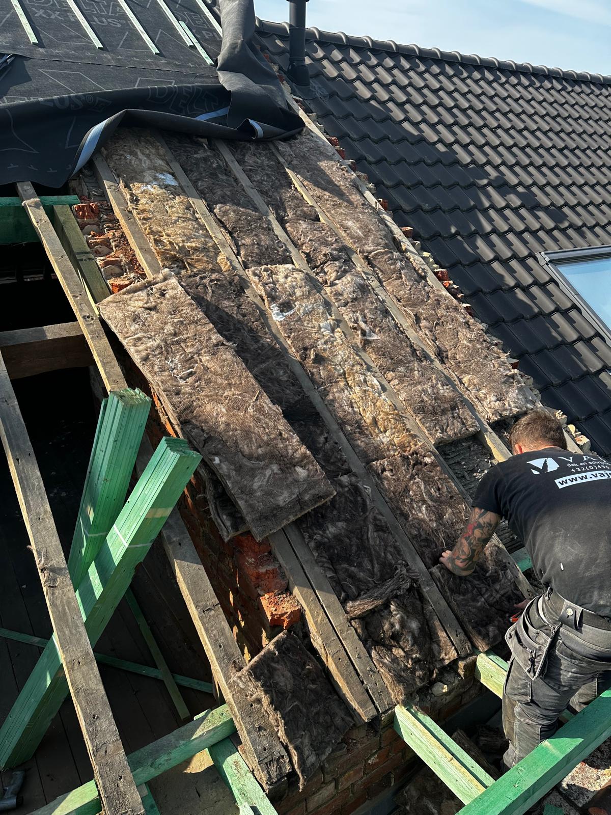 Isolatie van Hellend Dak te Hoeselt in Hoeselt, foto 2