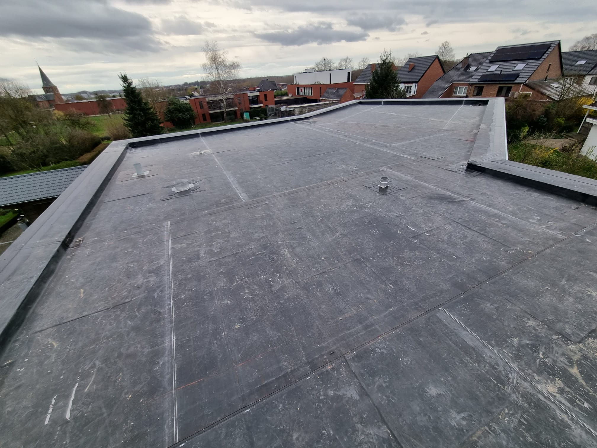 Nieuwbouw Plat Dak uit EPDM te Hasselt in Hasselt