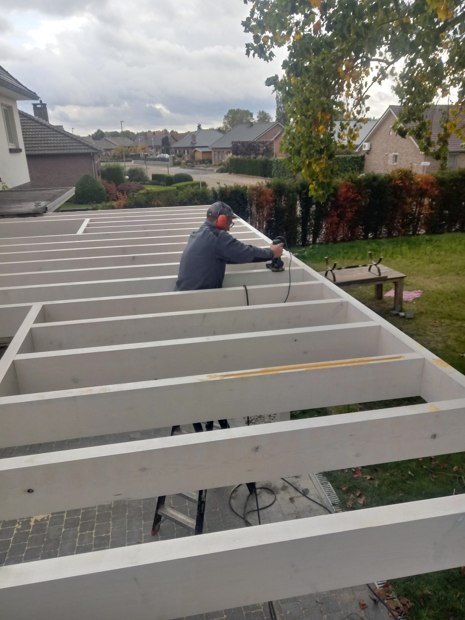 Plaatsen van een Veranda met een Plat Dak uit EPDM en 2 Plat Dak Vensters, foto 5