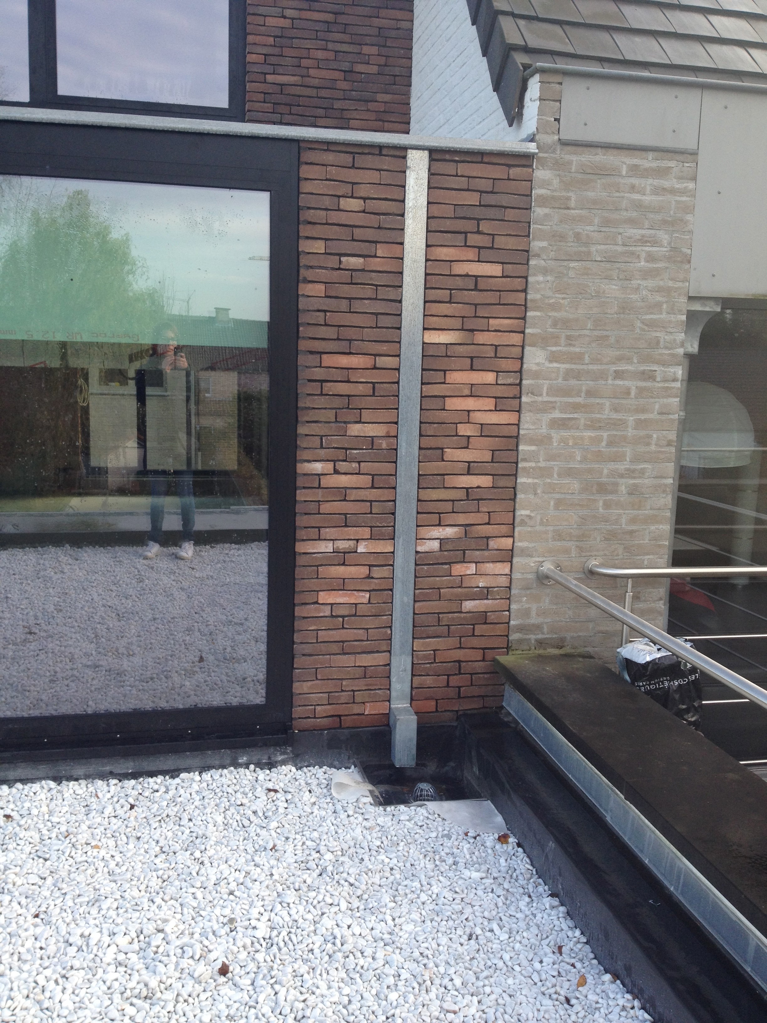 Plat Dak EPDM Kuringen