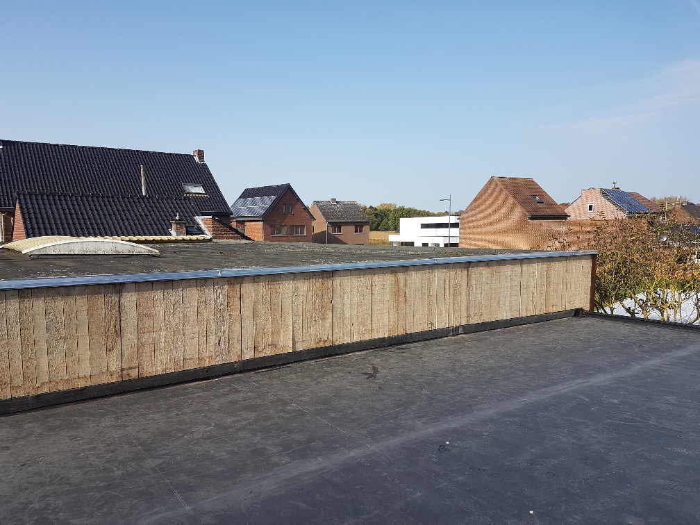 Plat Dak uit EPDM op een Terrasoverkapping te Maasmechelen in Maasmechelen