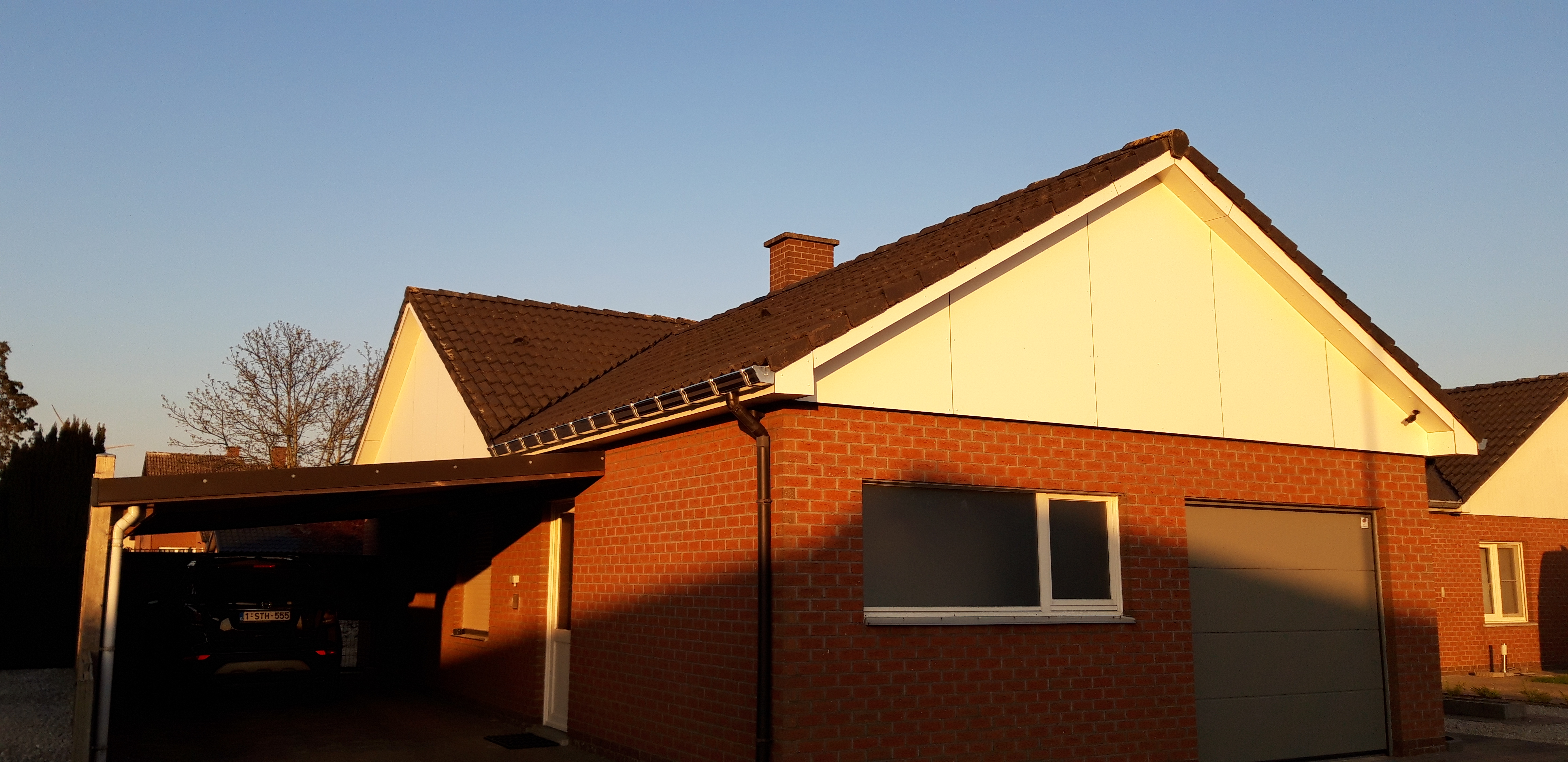 Renoveren van Gevelbekleding met Trespa te Diepenbeek in Diepenbeek