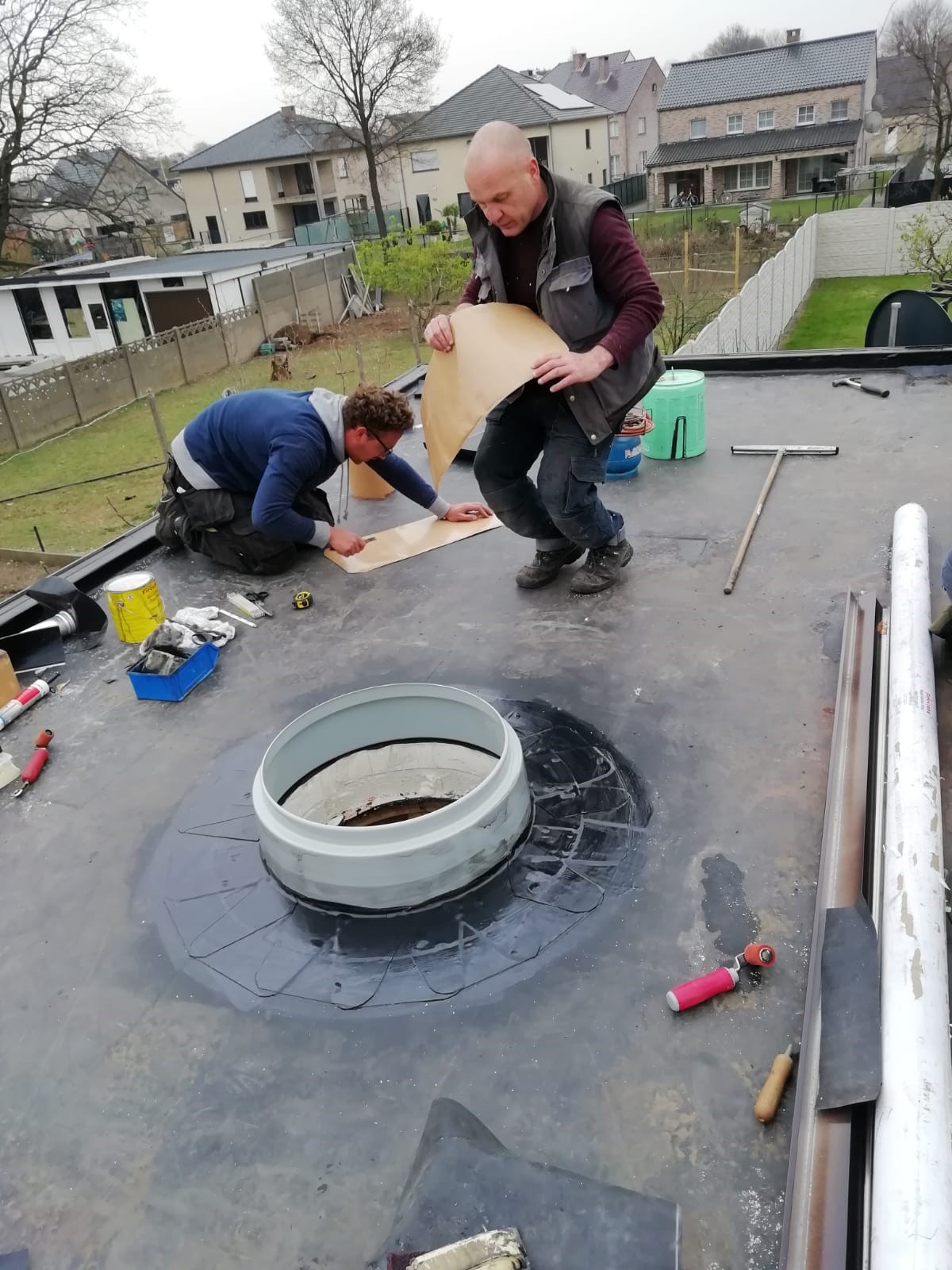 Renovatie Plat Dak uit EPDM en het Plaatsen van een Solartube, foto 6