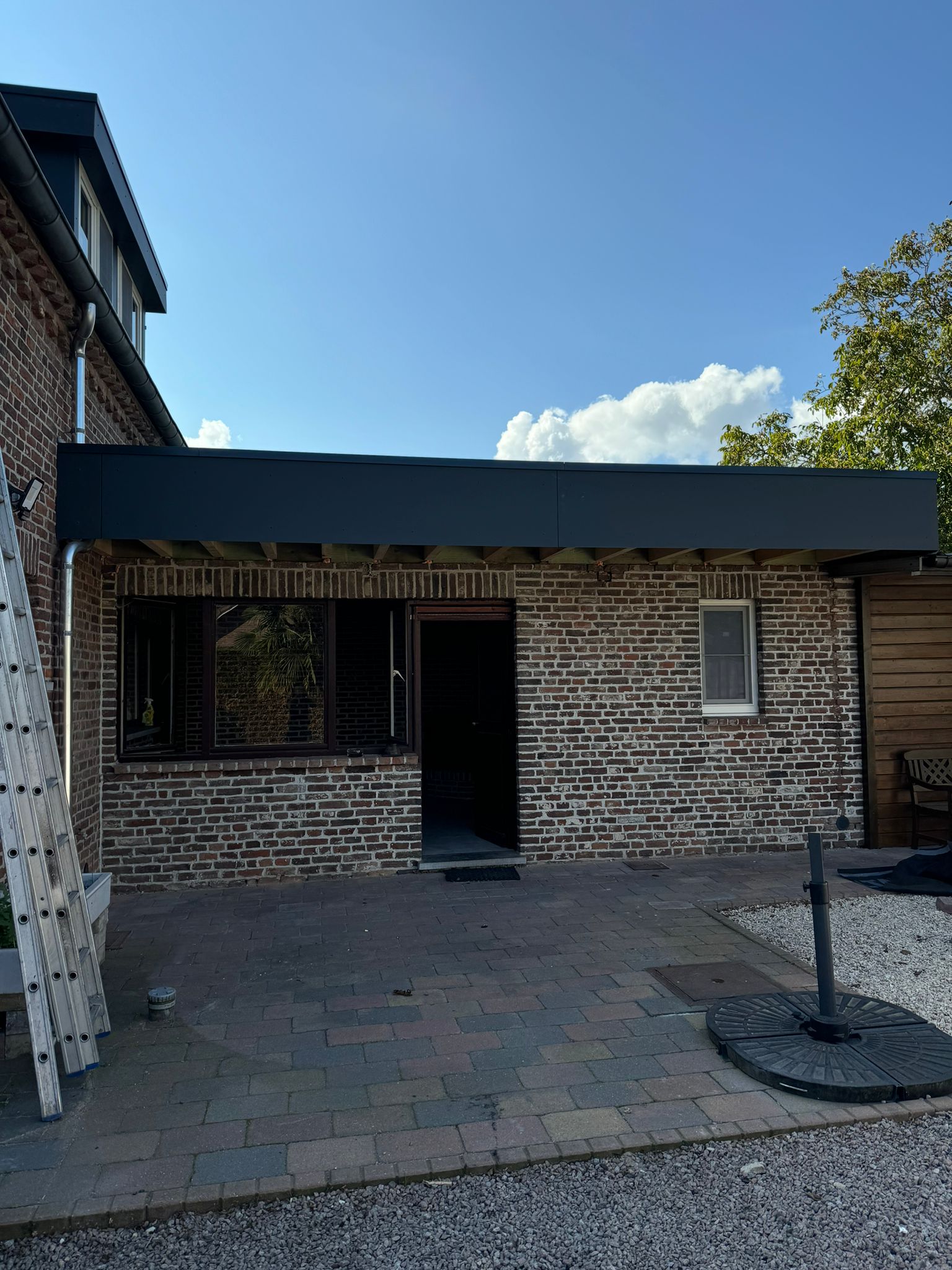 Renovatie Dakkapel en Bijgebouw te Elen in Elen