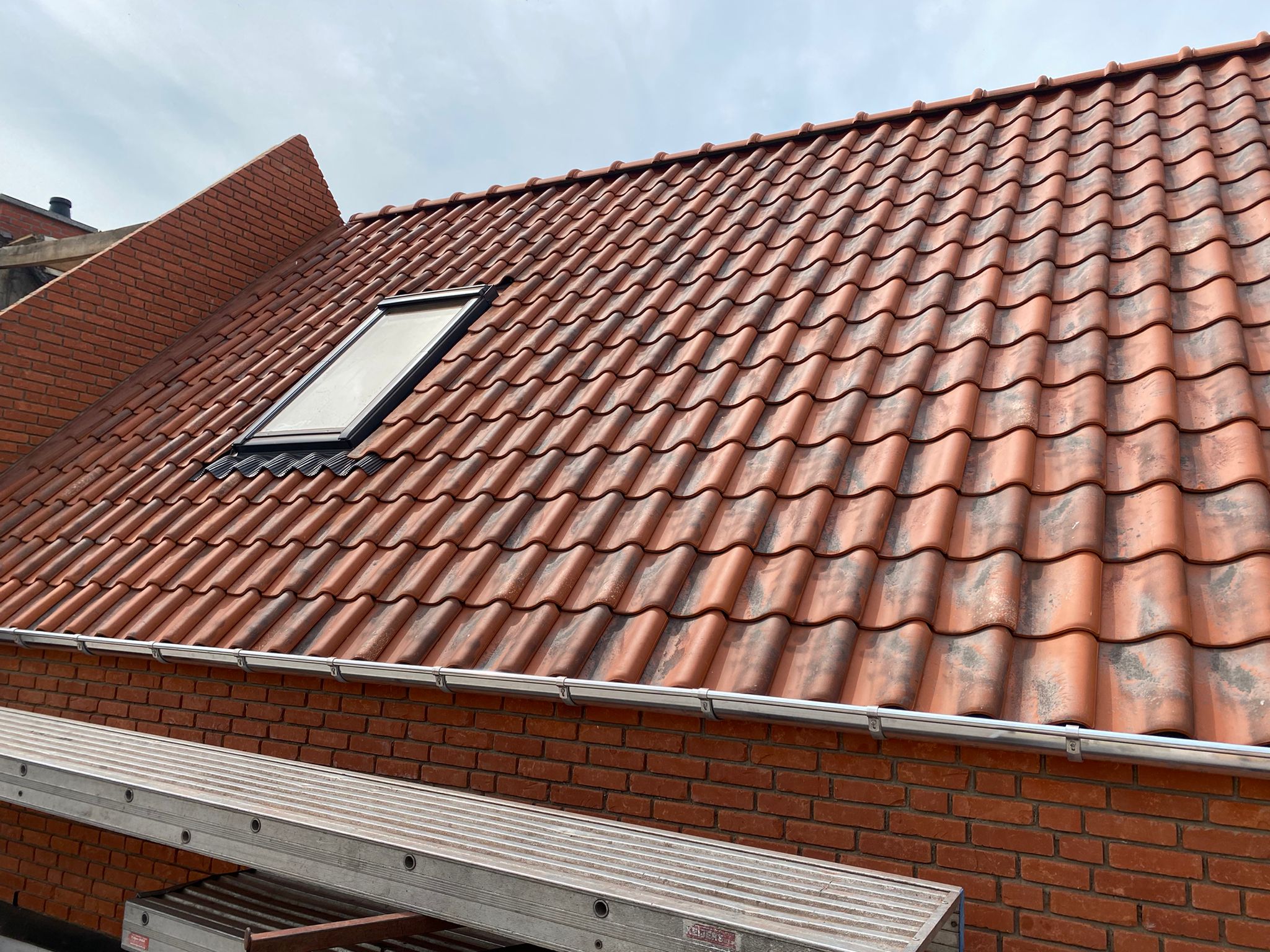 Renovatie en Nieuw Hellend Dak te Hasselt in Hasselt, foto 6