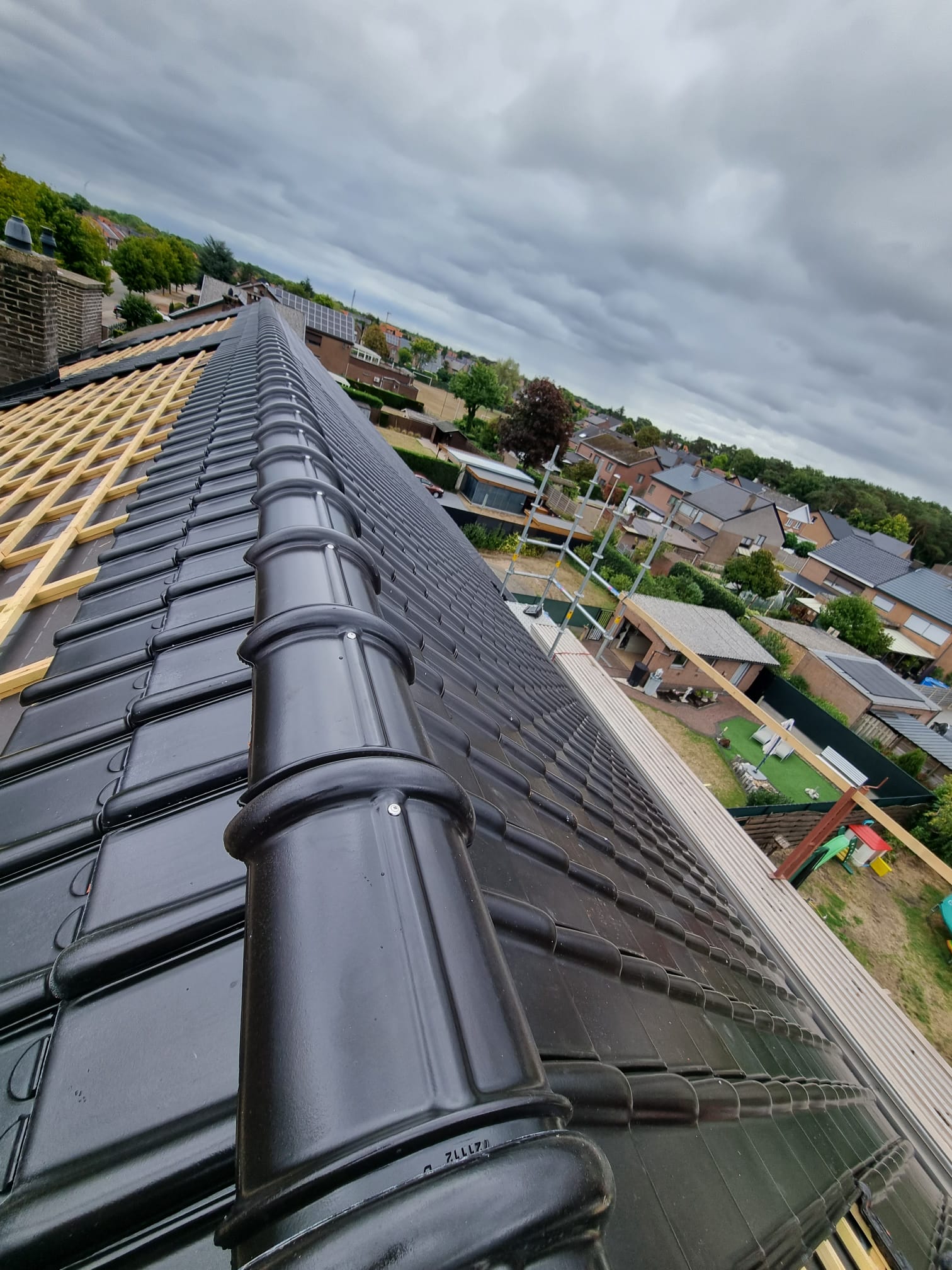 Renovatie van een Hellend Dak van een Dubbele Woonst te Maasmechelen in Maasmechelen, foto 7