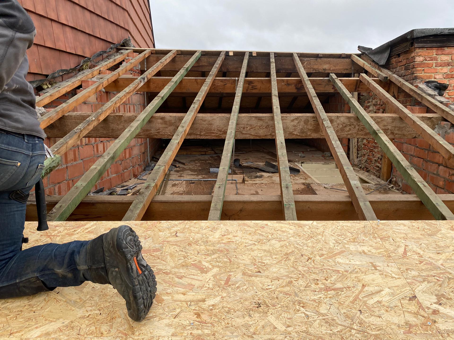 Renovatie van een Hellend Dak Uitgevoerd met PVC Alkorplan te Sint-Truiden in Sint-Truiden, foto 2