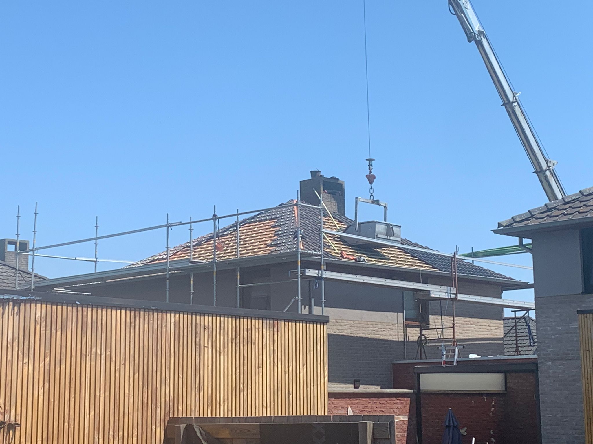 Renovatie van Hellend Dak te Dilsen in Dilsen, foto 5
