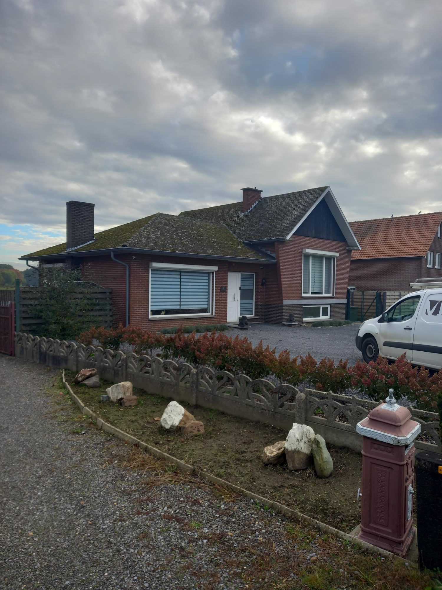 Renovatie van Hellend Dak te Elen in Elen, foto 2