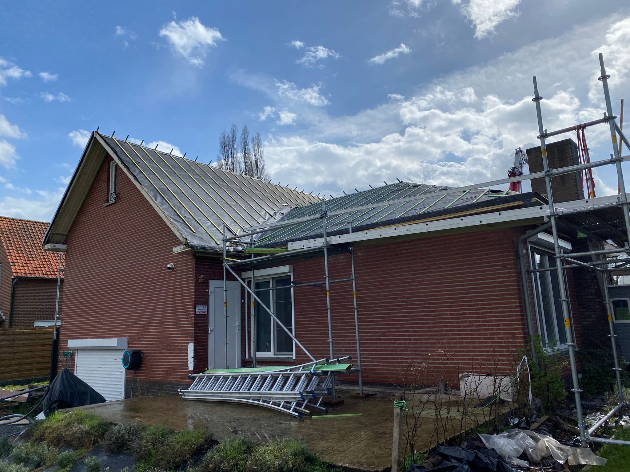 Renovatie van Hellend Dak te Elen in Elen, foto 5