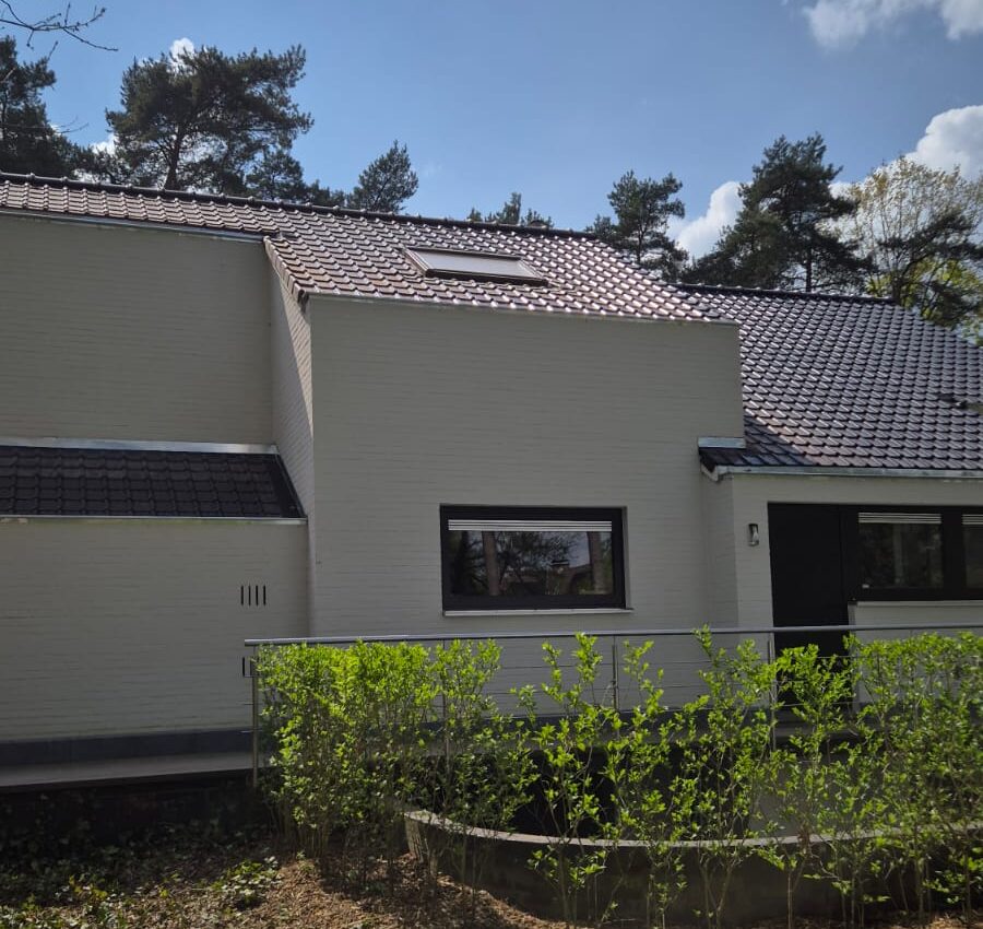 Renovatie Hellend Dak en Plat Dak te Genk in Genk