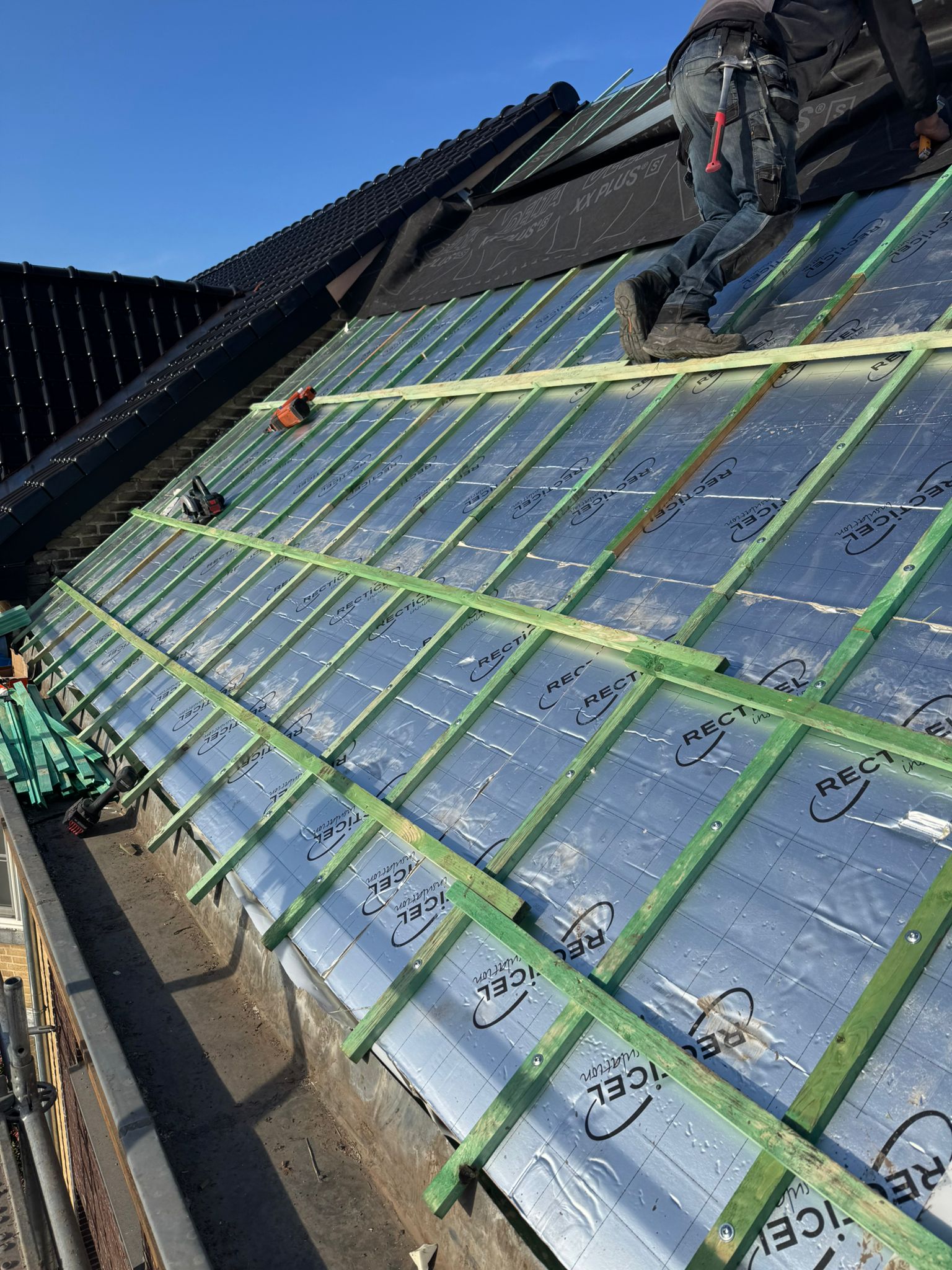 Renovatie Hellend Dak in Sarking Systeem te Lanaken in Lanaken, foto 4
