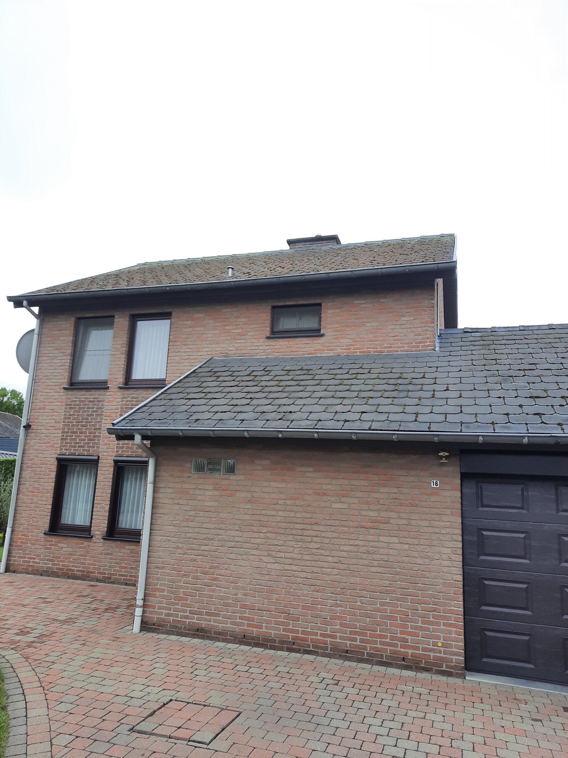 Renovatie Hellend Dak te Maasmechelen in Maasmechelen, foto 2