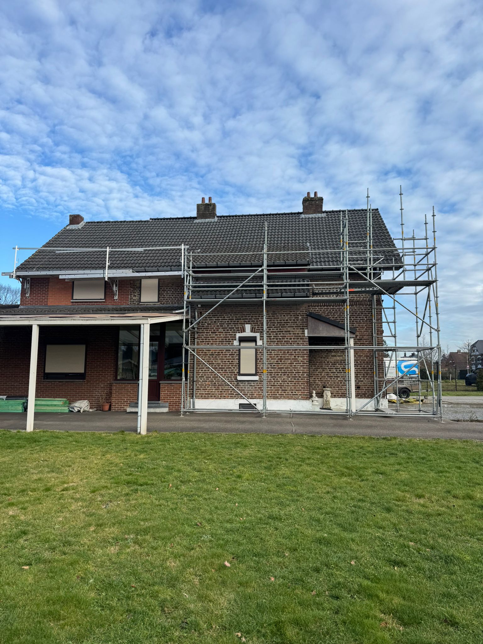 Renovatie Hellend Dak te Maasmechelen in Maasmechelen, foto 3