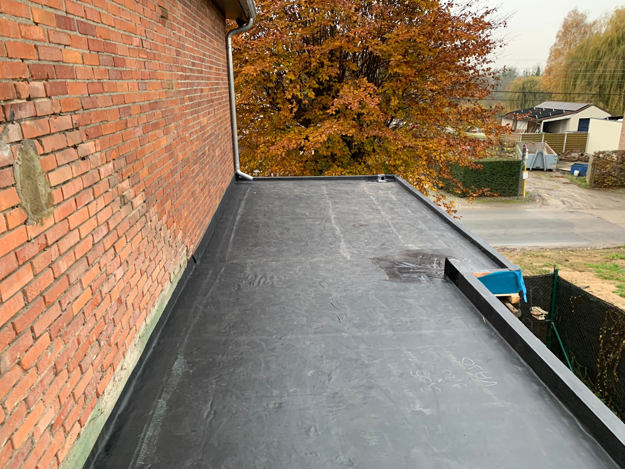 Renovatie van een Hellend en Plat Dak te Hoeselt in Hoeselt, foto 6