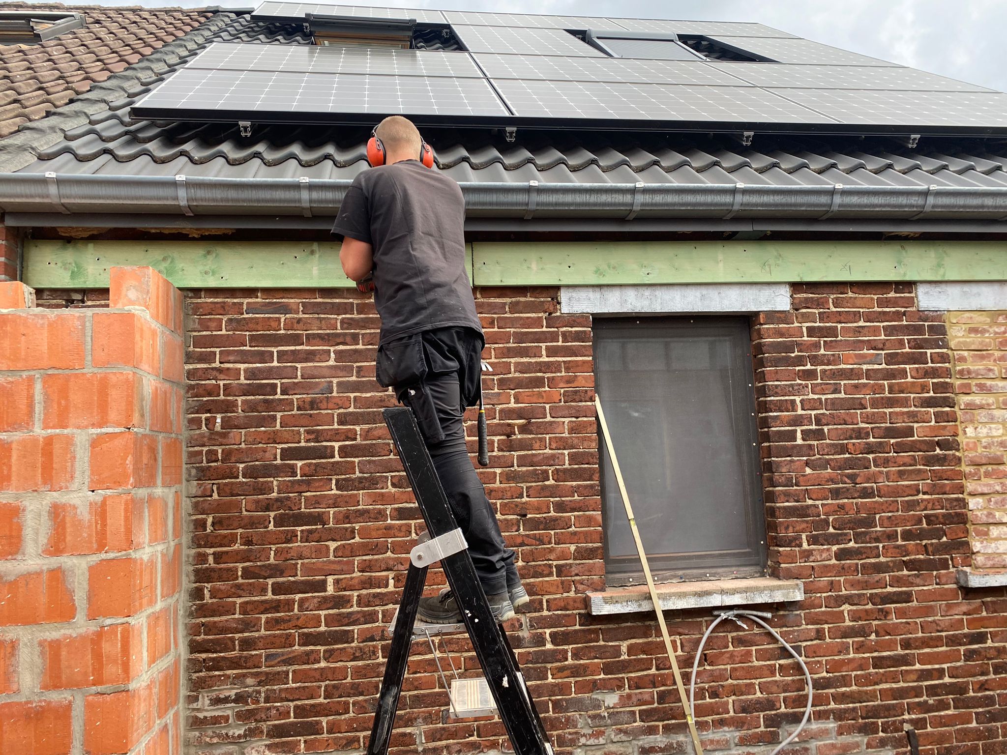 Renovatie van een Hellend- en Plat Dak te Maasmechelen in Maasmechelen, foto 5