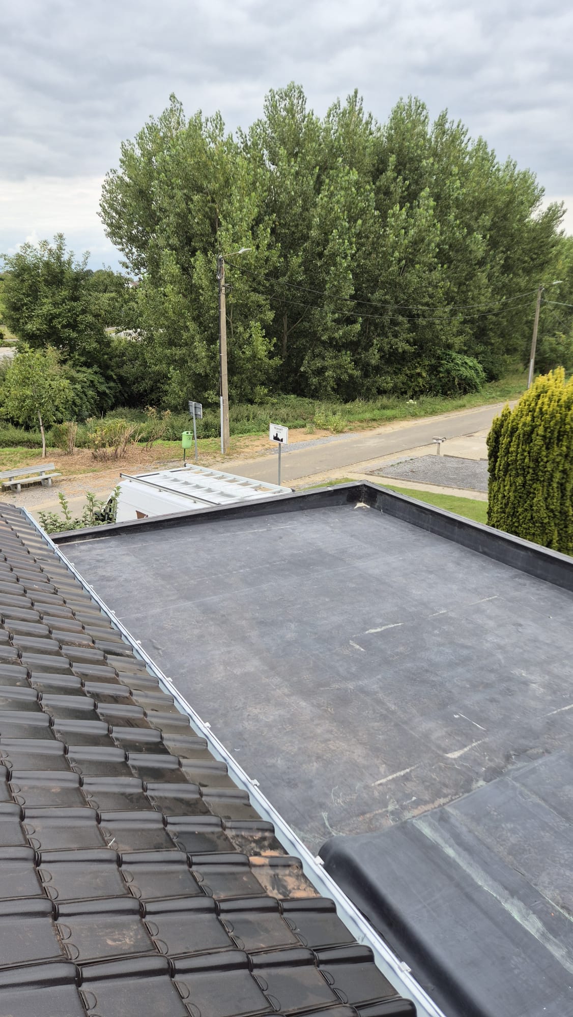 Renovatie Plat Dak in EPDM te Hoeselt in Hoeselt