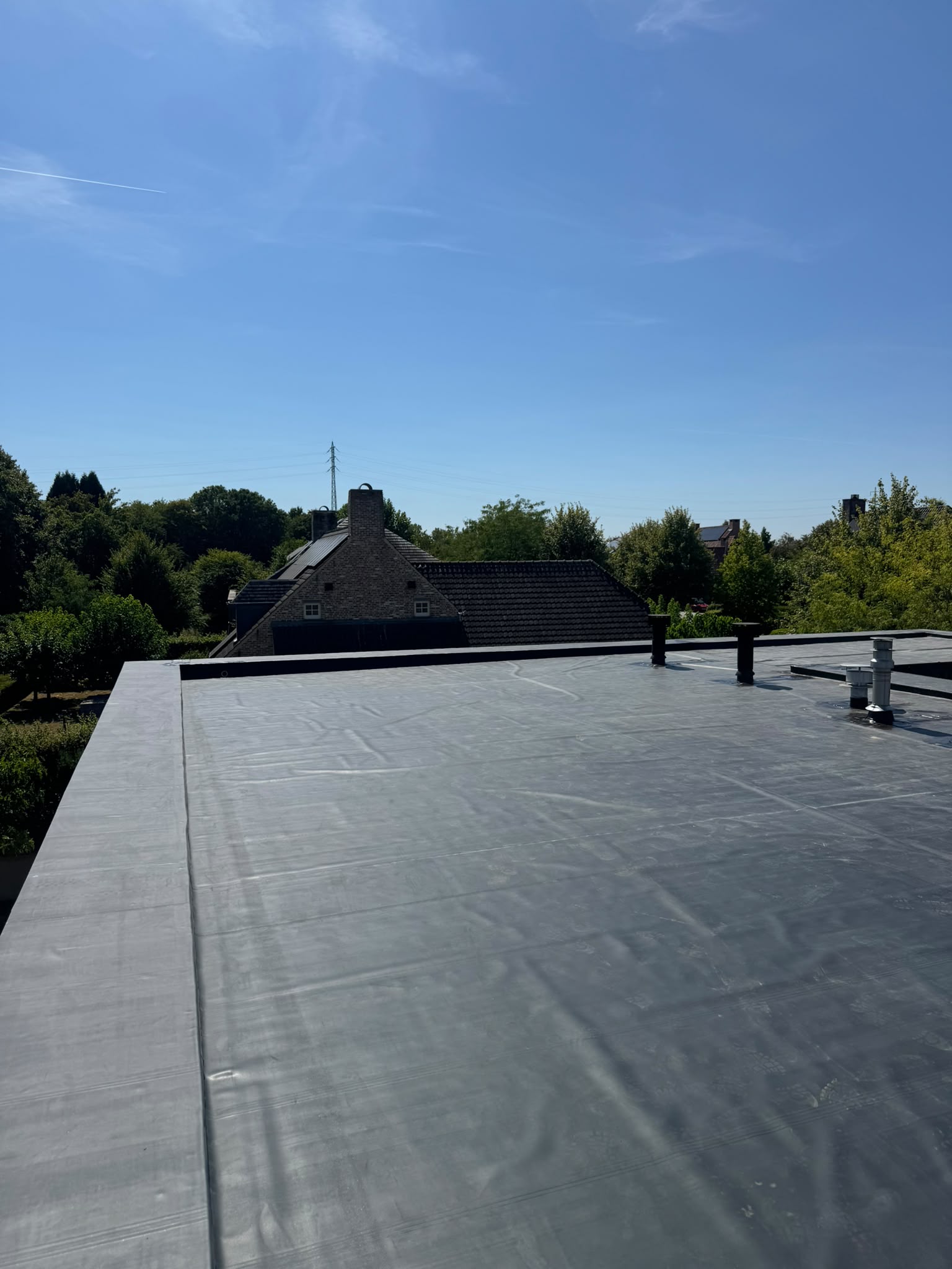Renovatie Plat Dak met EPDM en Ballast te Tongeren in Tongeren, foto 8