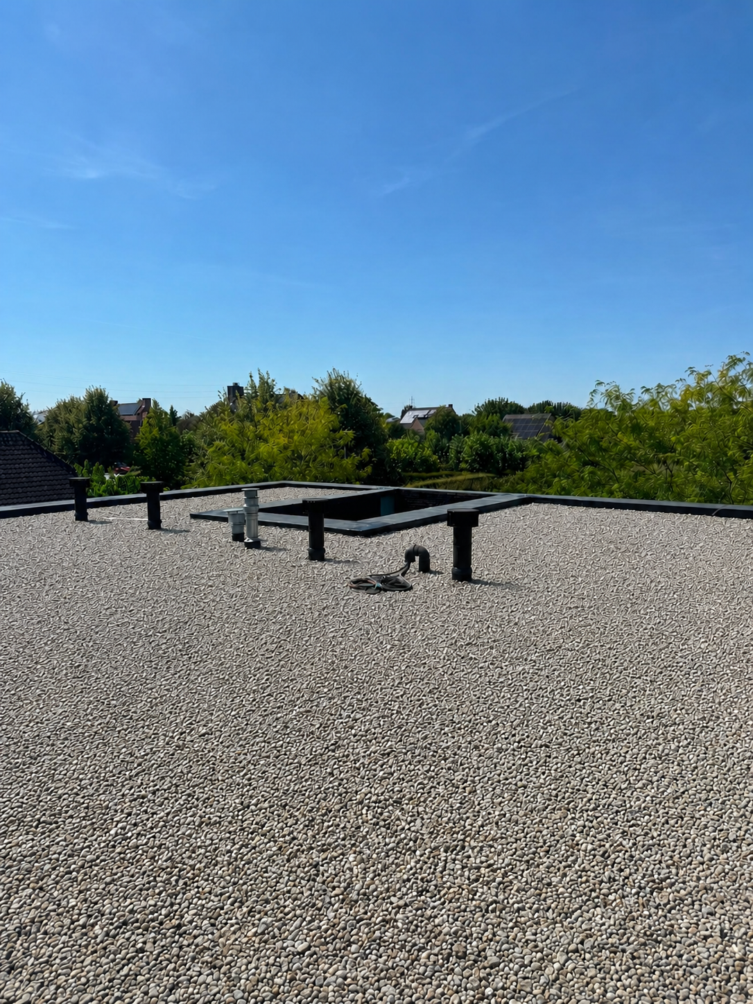 Renovatie Plat Dak met EPDM en Ballast te Tongeren in Tongeren, foto 9