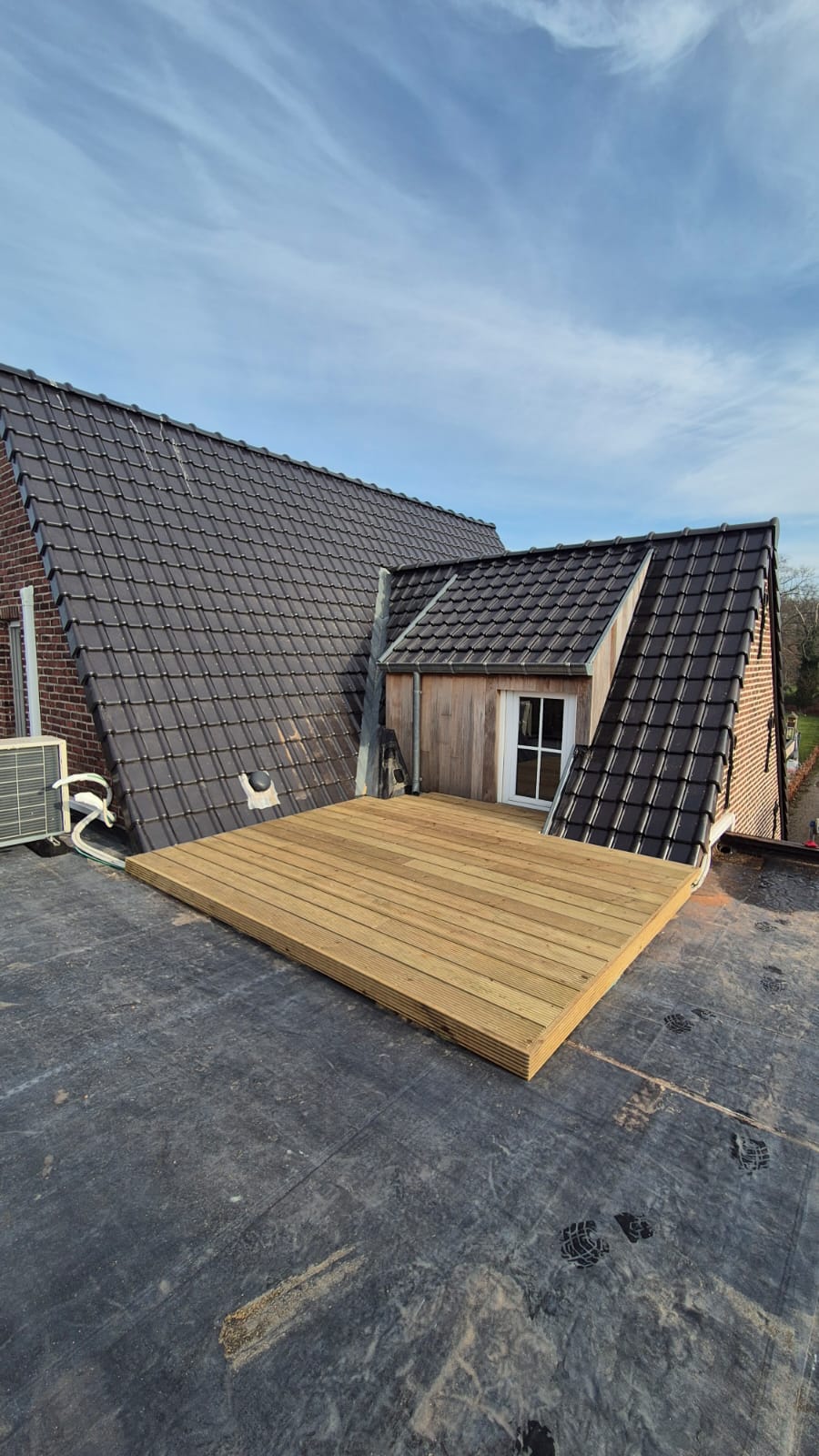 Renovatie Plat Dak + Plaatsing Terras te Leut in Leut