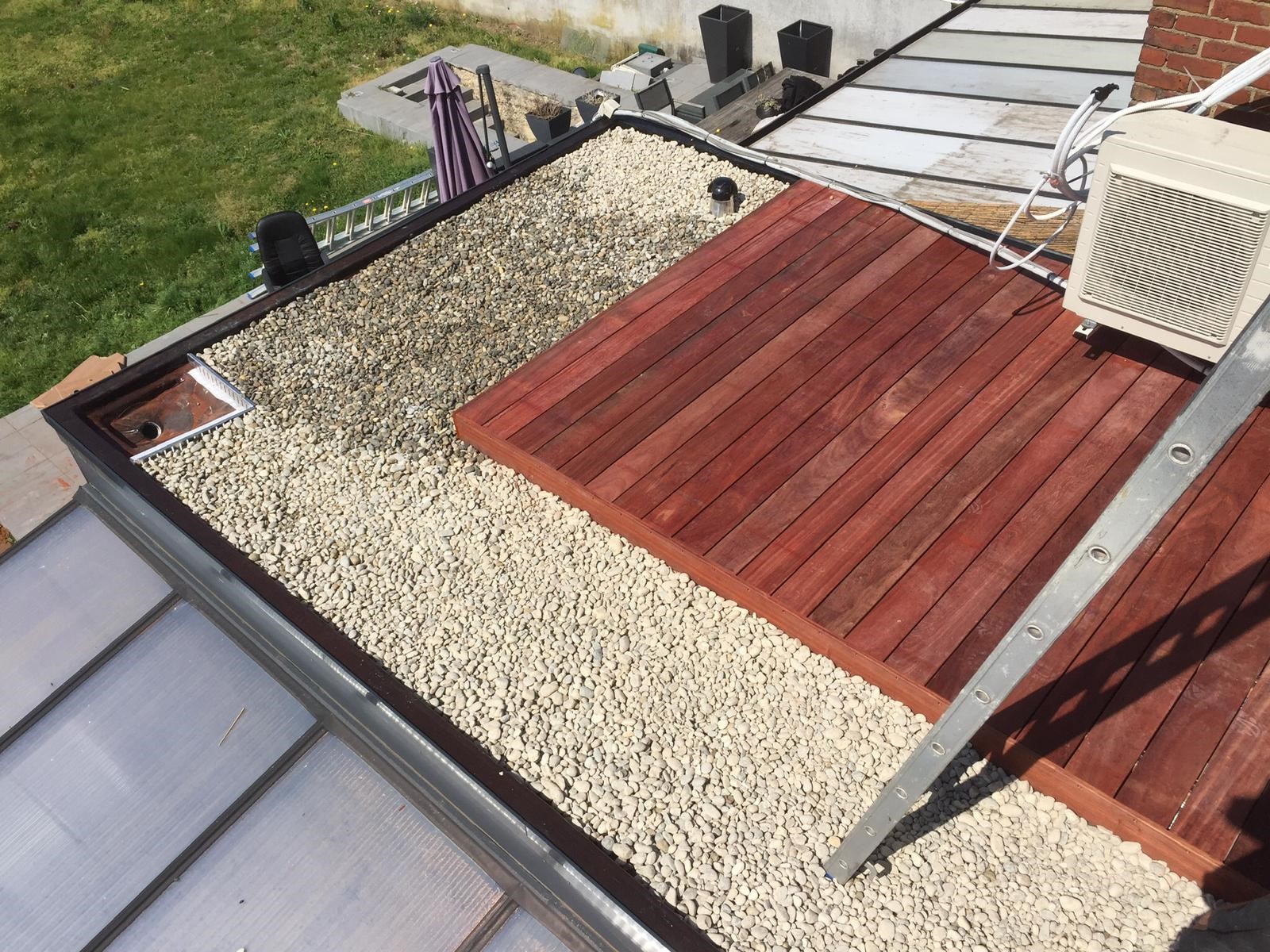 Renovatie te Eisden Plat Dak met Ballast en een Terras met een Padoek Afwerking in Eisden Plat Dak met Ballast en een Terras met een Padoek Afwerking, foto 2