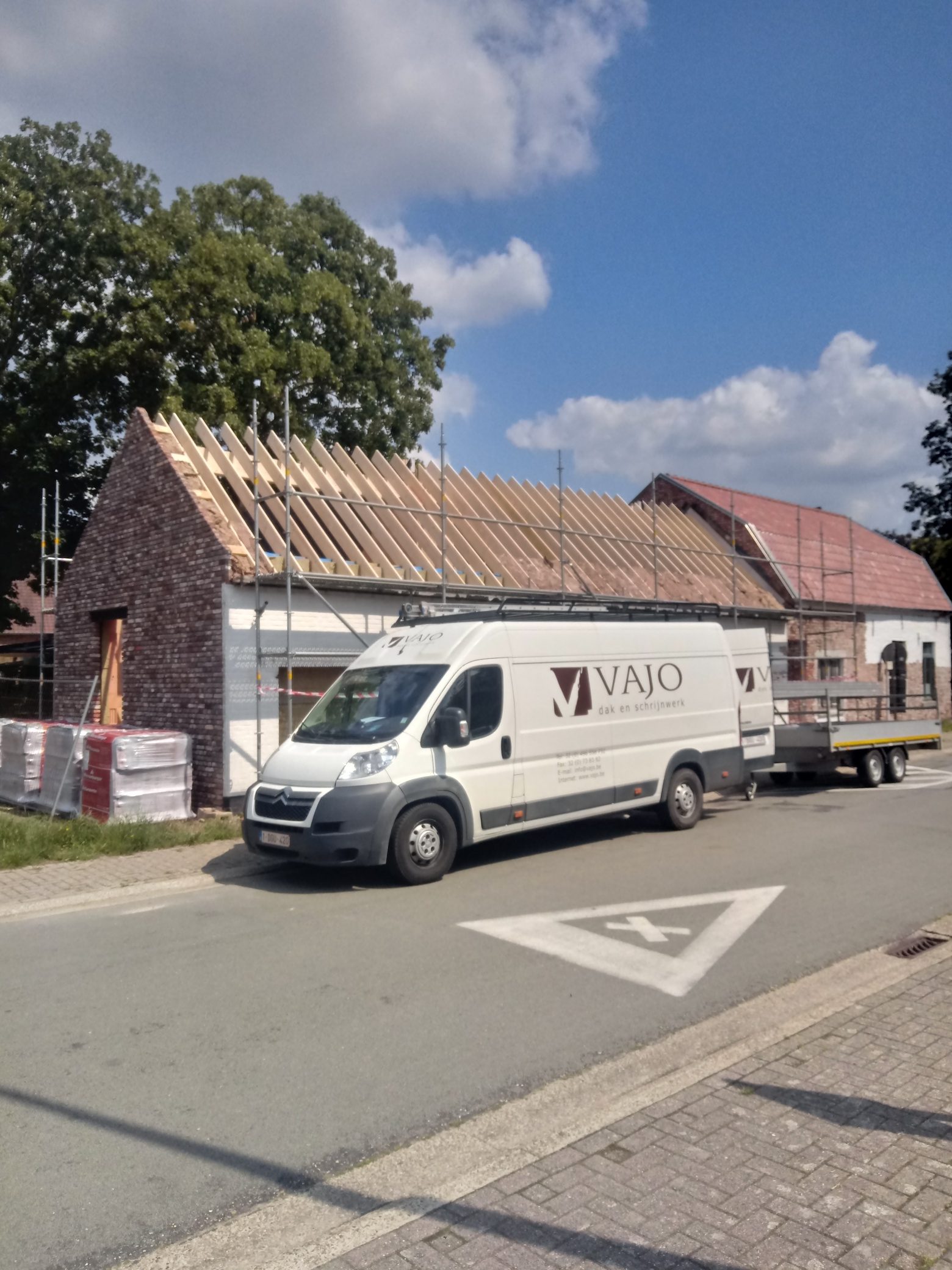 Renovatie van een Hellend Dak + Nieuwbouw Plat Dak te Peer in Peer, foto 5