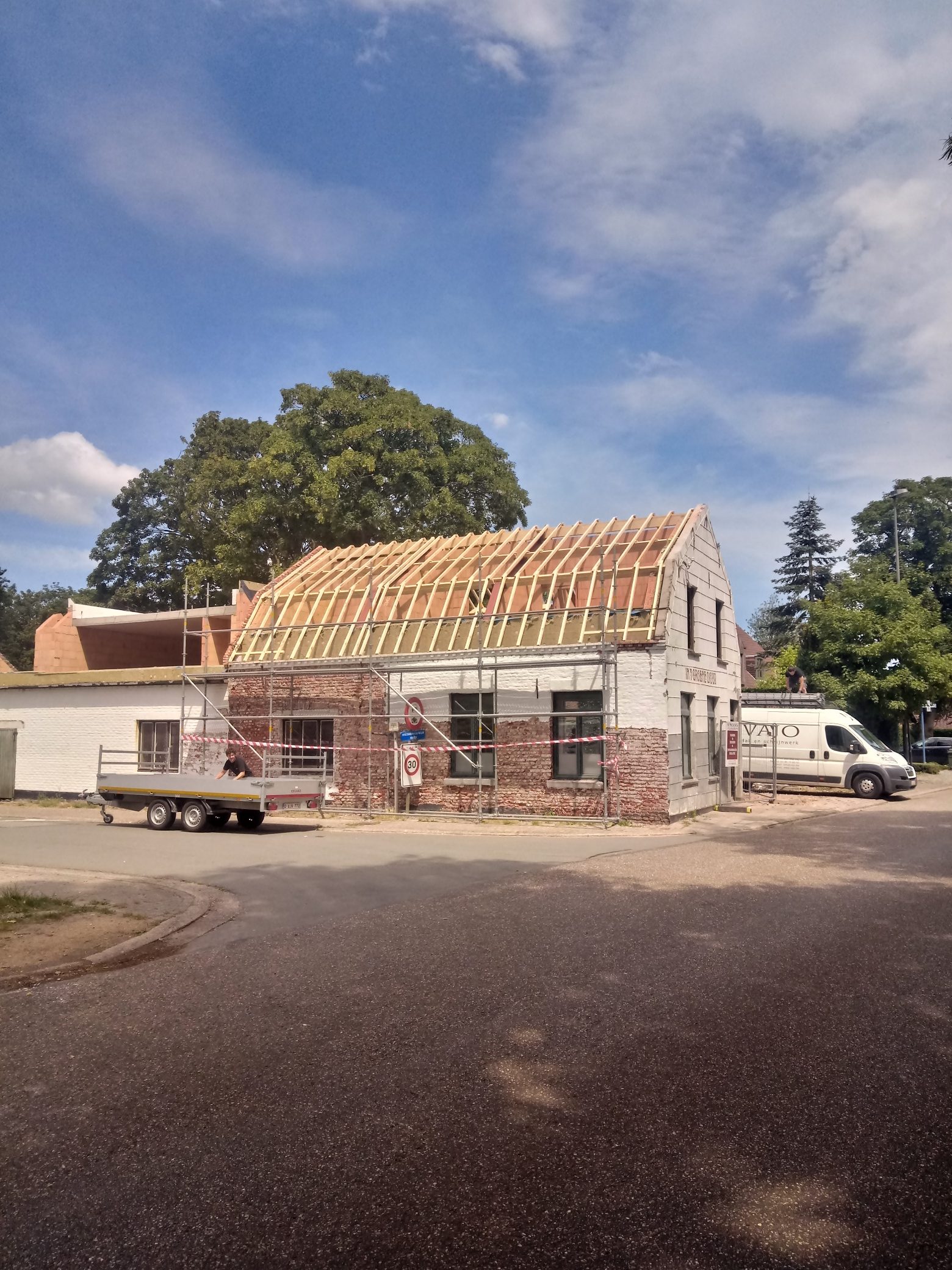 Renovatie van een Hellend Dak + Nieuwbouw Plat Dak te Peer in Peer, foto 6