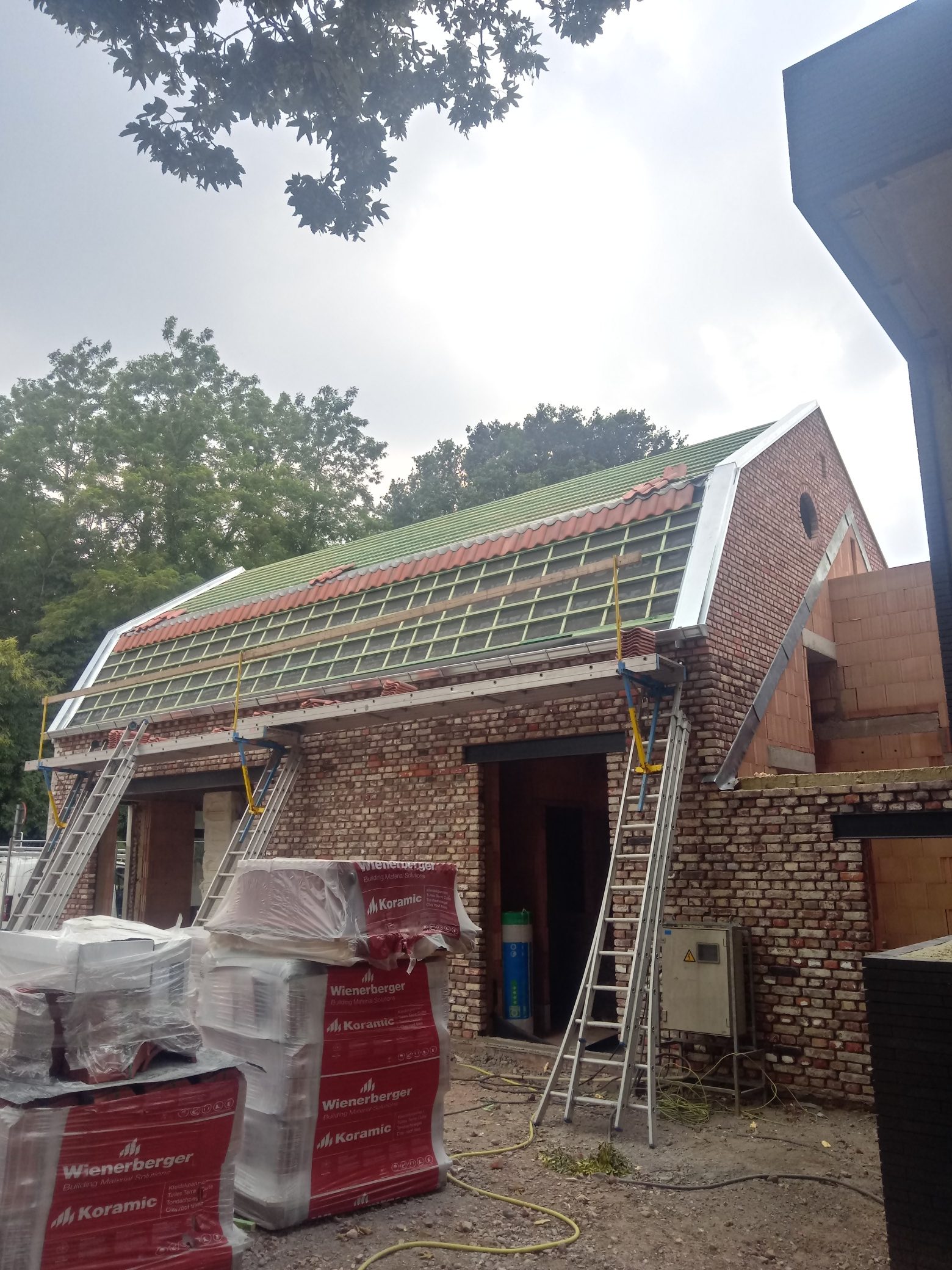 Renovatie van een Hellend Dak + Nieuwbouw Plat Dak te Peer in Peer, foto 11