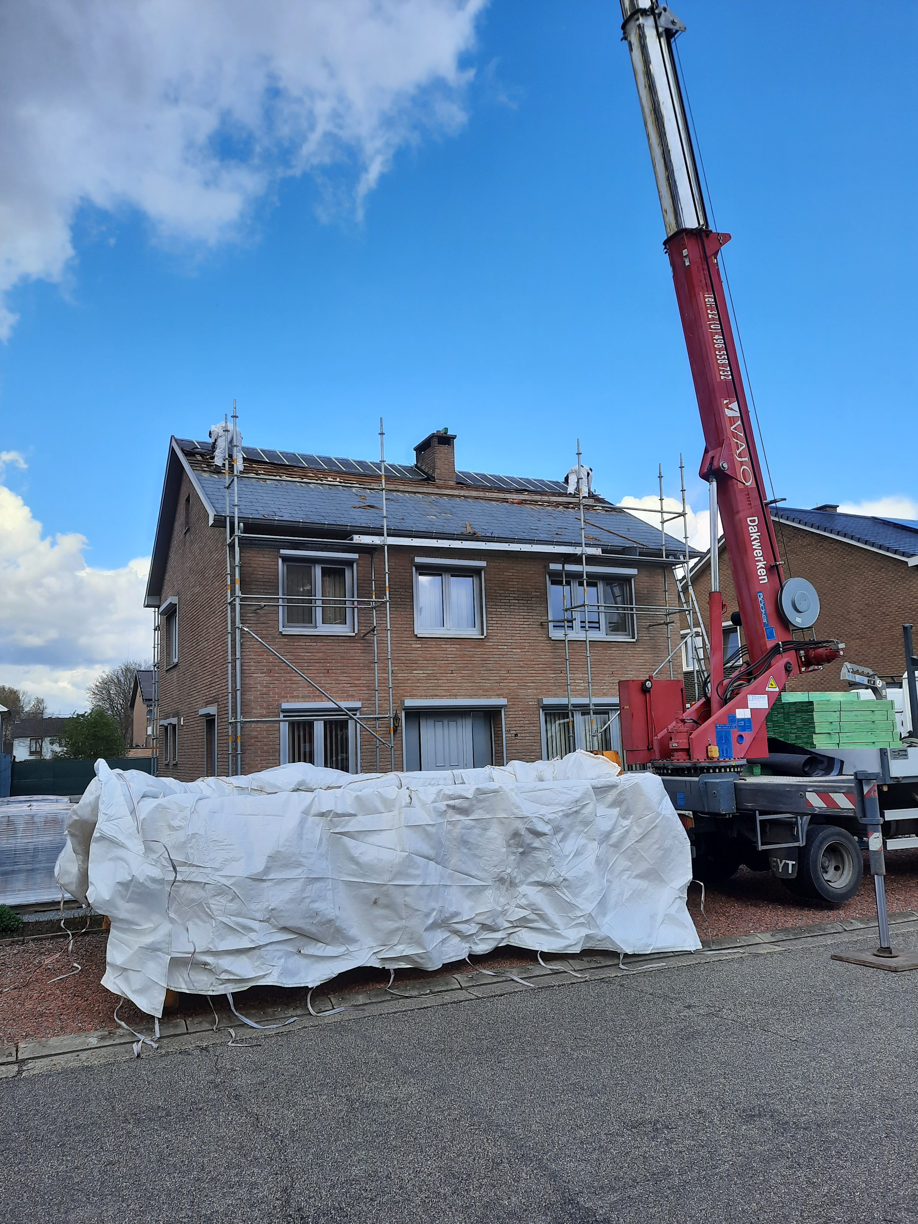 Renovatie van een Hellend Dak te Eisden in Eisden, foto 4