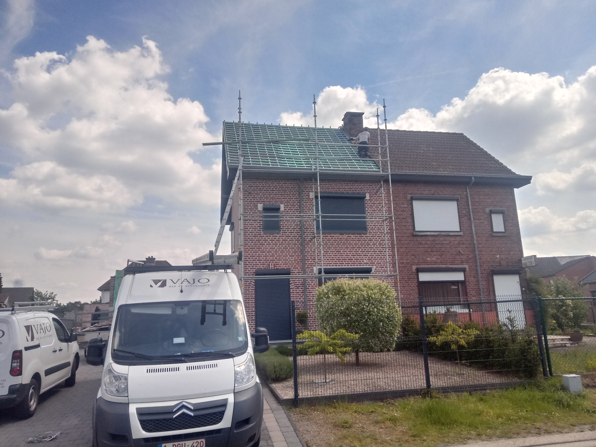 Renovatie van een Hellend Dak te Eisden in Eisden, foto 3