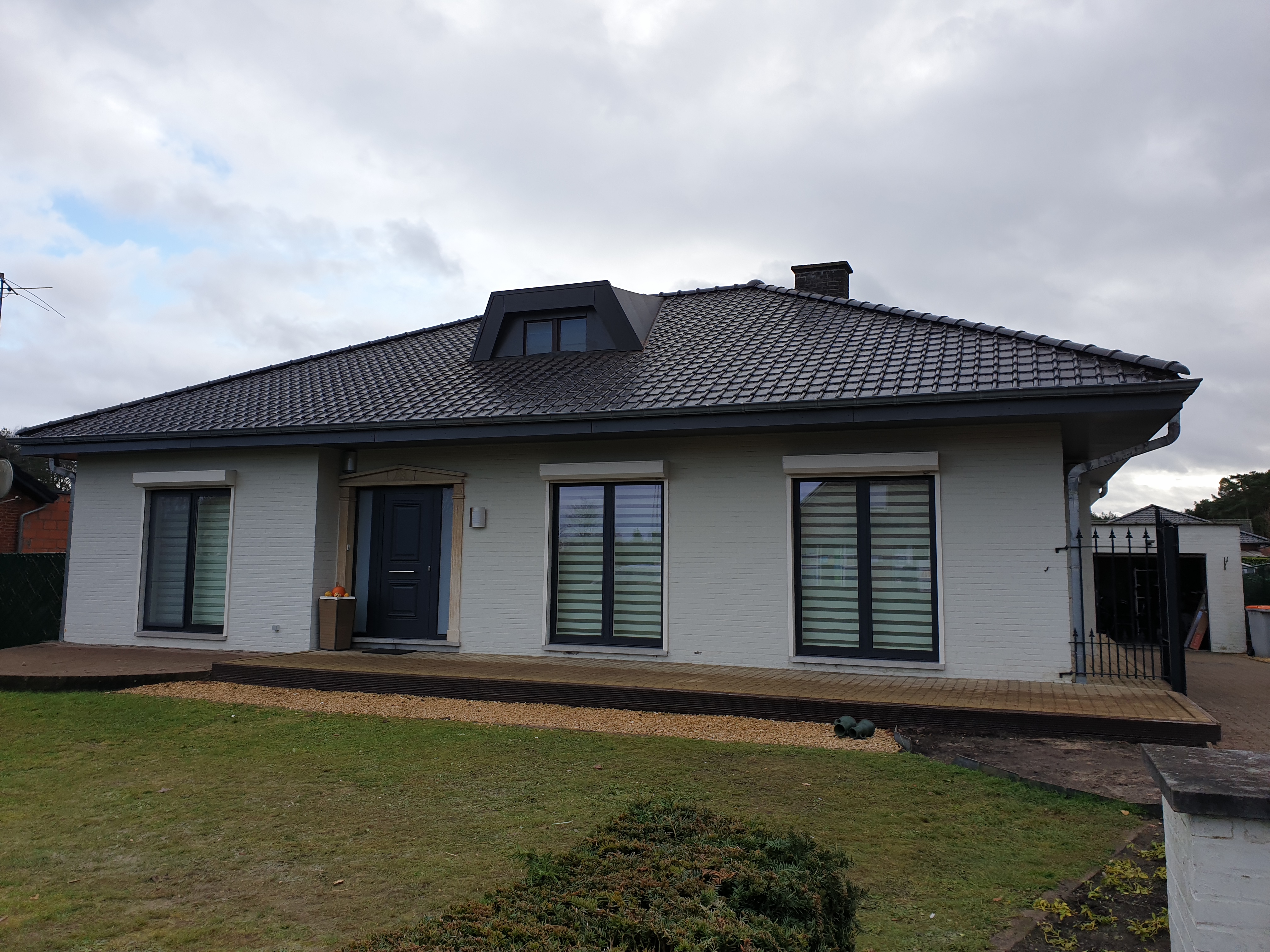 Renovatie van een Hellend Dak te Oudsbergen in Oudsbergen