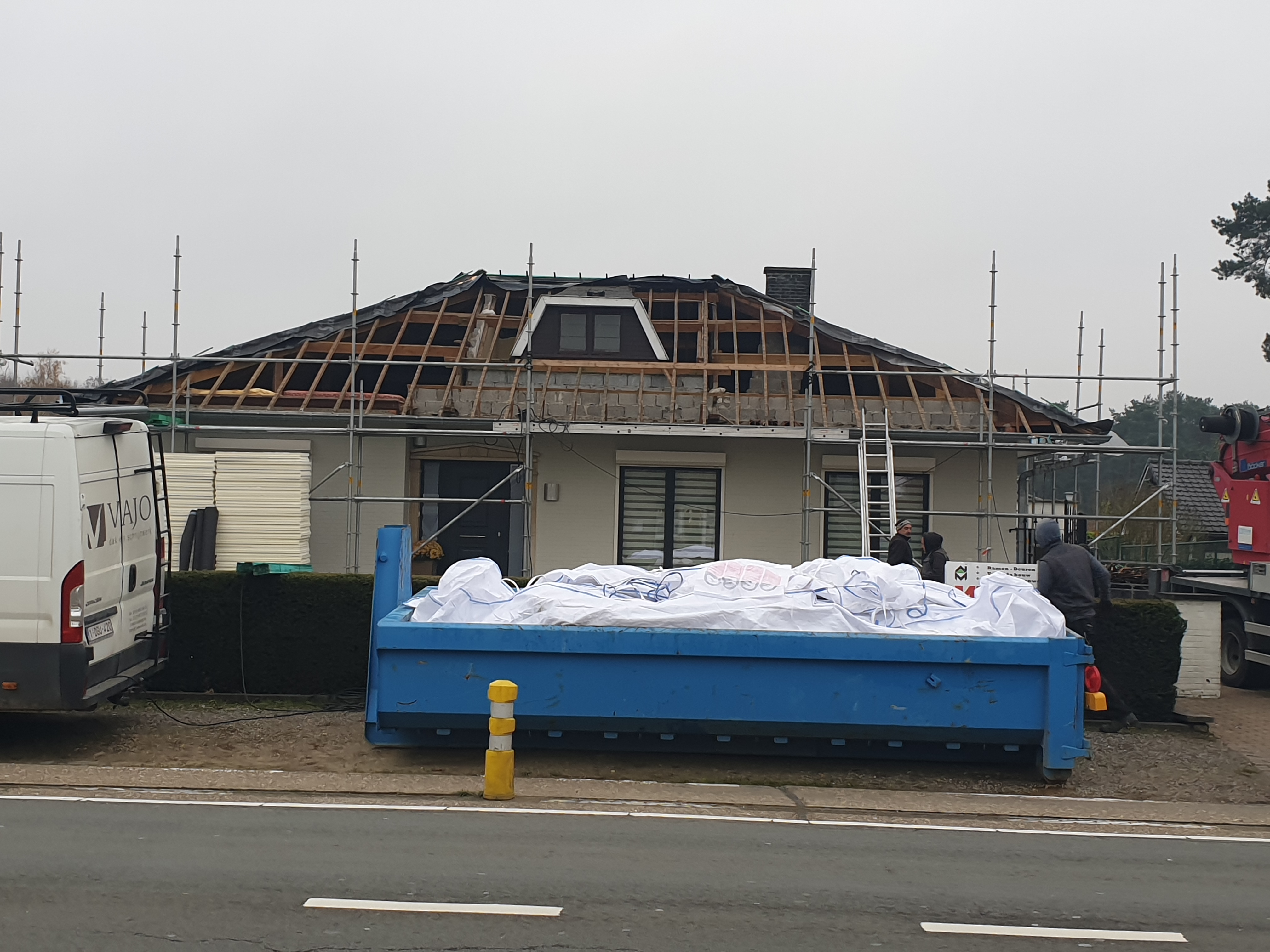 Renovatie van een Hellend Dak te Oudsbergen in Oudsbergen, foto 3