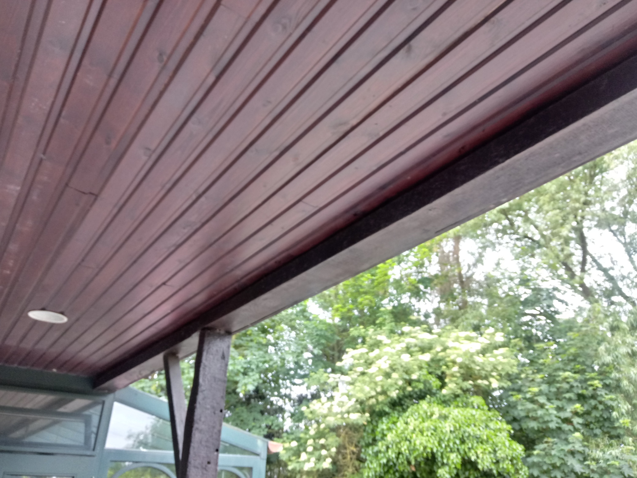 Renovatie van een Overdekt Terras uit Padoek Hout te Halen in Halen, foto 5