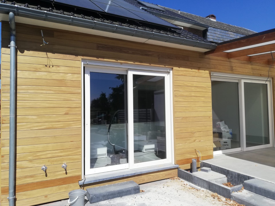 Renovatie van een Plat Dak en Gevelbekleding in Afrormosia te Boorsem in Boorsem, foto 11