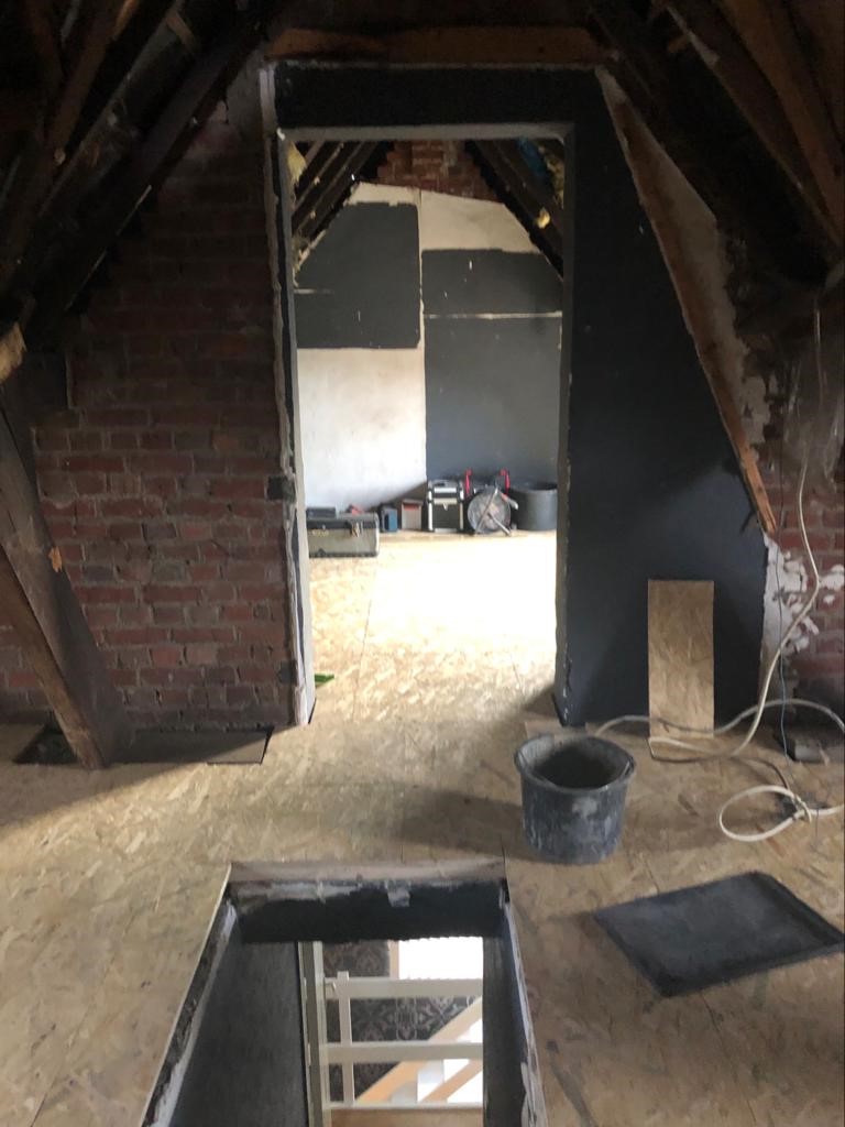 Renovatie van een Zolder te Leut I.s.m David Interieurbouw en Koen Vincken Schilderwerken in Leut I.s.m David Interieurbouw en Koen Vincken Schilderwerken, foto 5