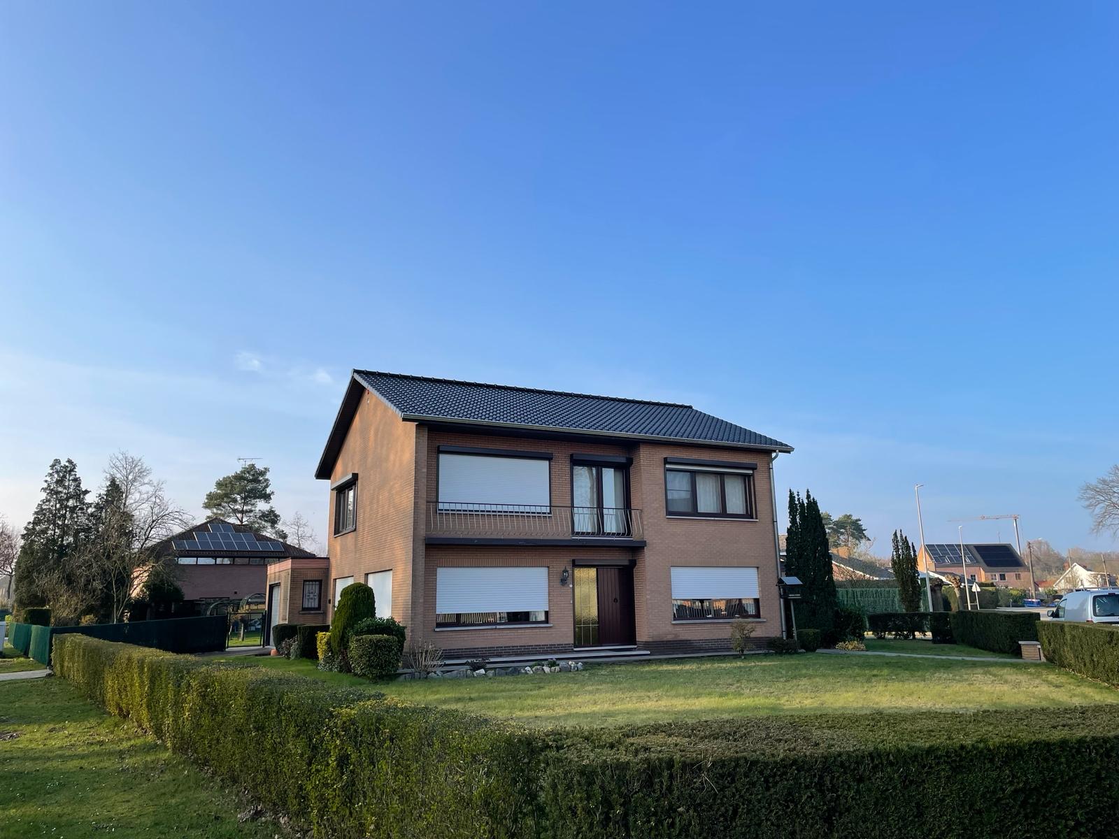 Renovatie Hellend Dak te Stokrooie in Stokrooie