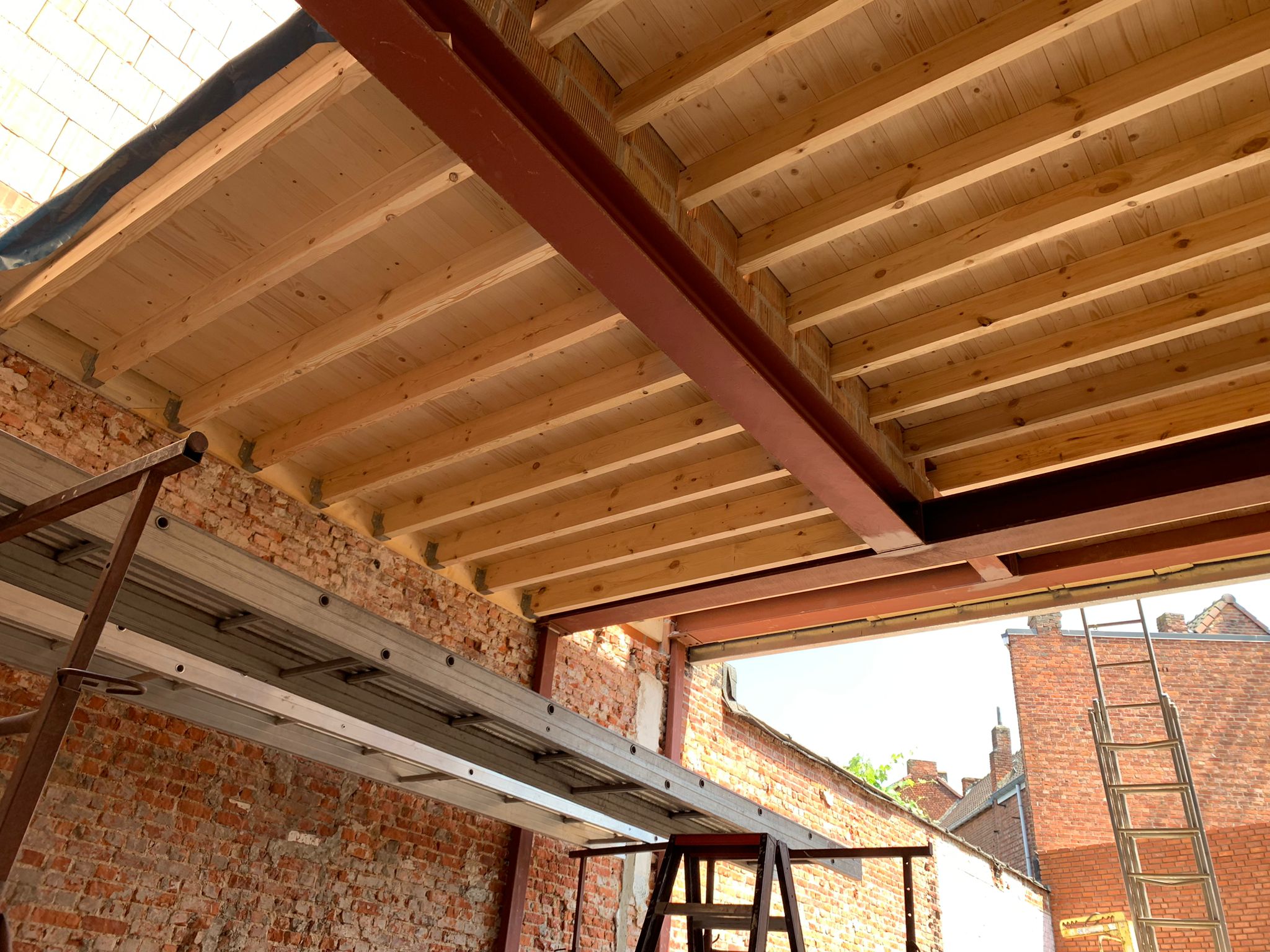 Renovatie van Hellend en Plat Dak te Hasselt in Hasselt, foto 9