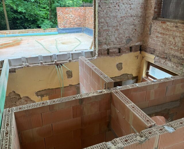 Totaalrenovatie Hellend Dak, Plat Dak + Verdiepingsvloer te Diest in Diest, foto 17